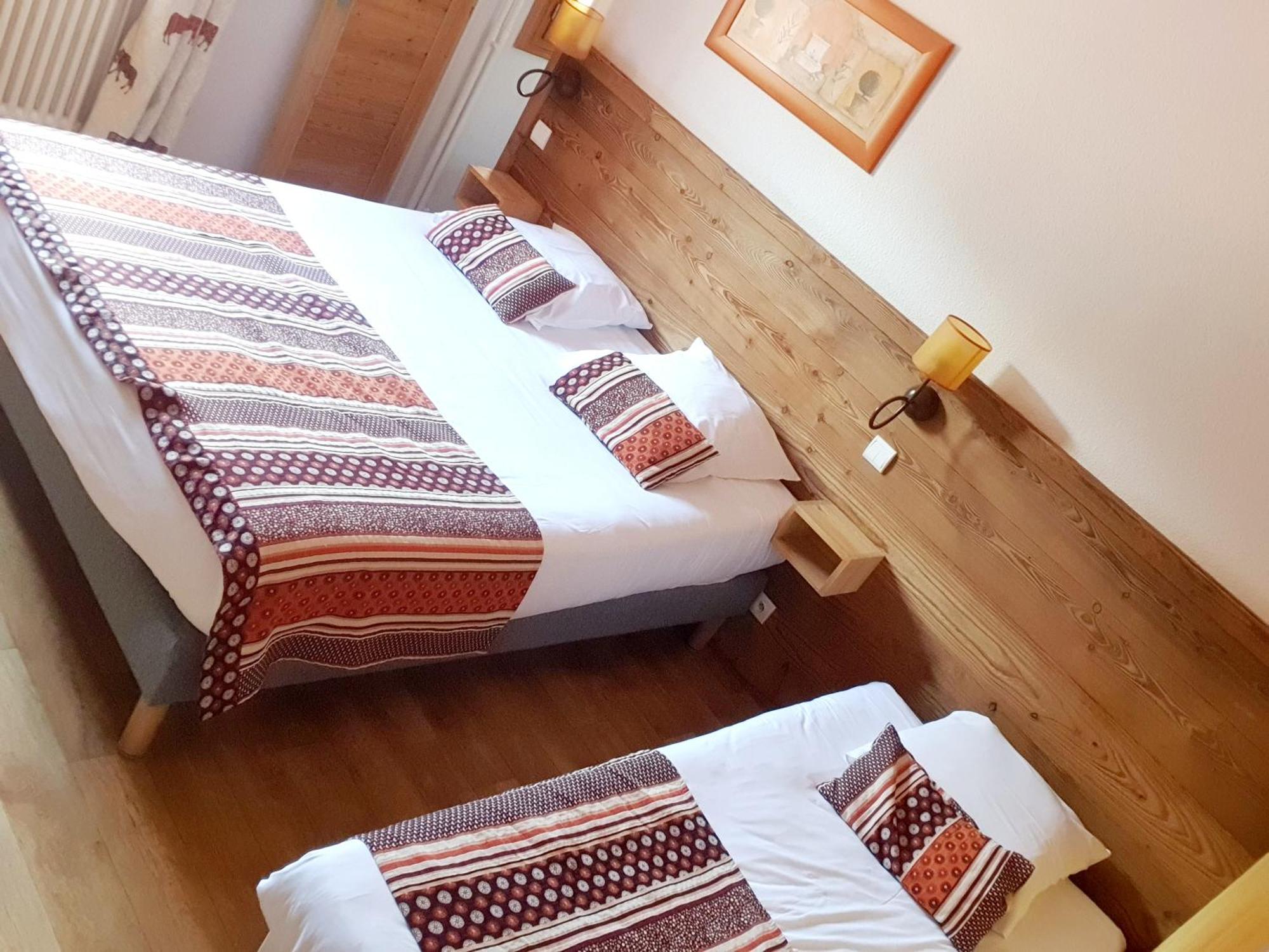 Logis Hotel Les Peupliers Baratier Екстер'єр фото